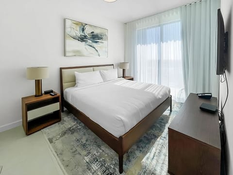 Unit with Queen size bed