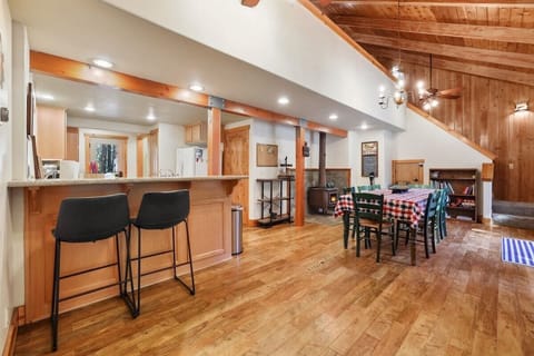 1st Level- Bar/Dining Area