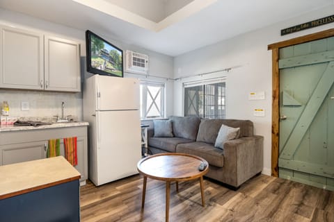 Has Kitchenette and A Refrigerator