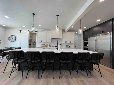 Ample seating around kitchen island