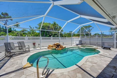 Naples Vacation Rental | 3BR | 2BA | Step-Free Access | 2,000 Sq Ft