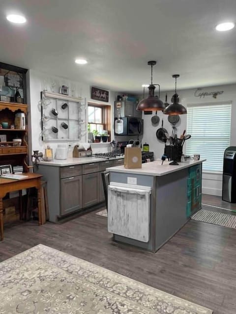 Flip up table for small dinners.