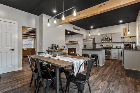 Open concept dining room and kitchen.
