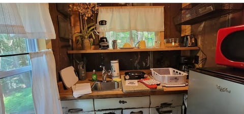 " kitchen was stocked with the basic things" - Rebecca (June 2025)