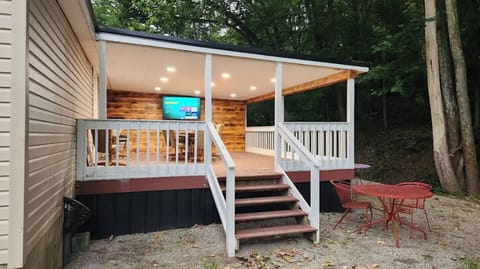 Fully functional covered back patio!