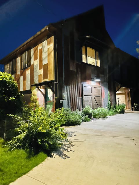 Covered entrance to ‘Apartment at the Top’