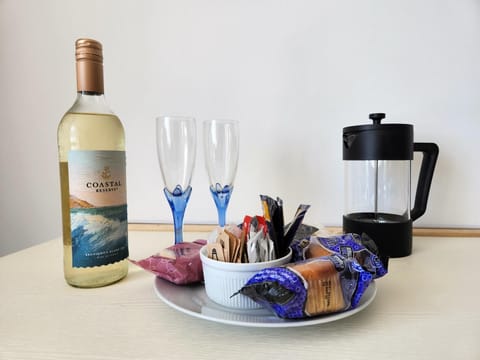 Bay View - 1 Bed Suite - Ocean Breeze - Port Eynon (3481)