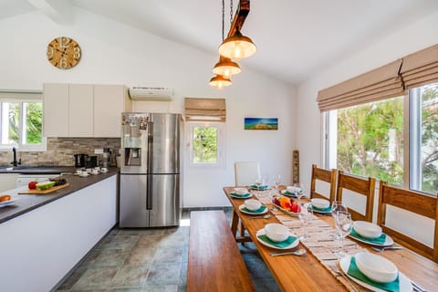 The Bridge Villa by Ezoria Villas (12358)