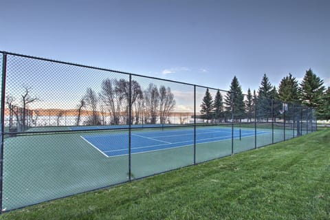 Seasonal tennis courts open Memorial Day to Labor Day.
