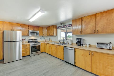 Kitchen | Ice Maker | Coffee Maker | Toaster Oven | Cooking Basics | Spices