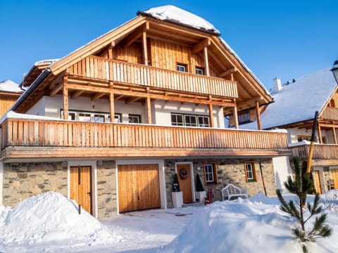Holiday Home Exterior [winter]