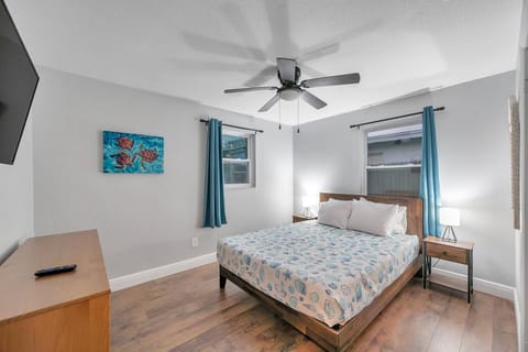 Guest Bedroom #2 with King Size Bed and Smart TV