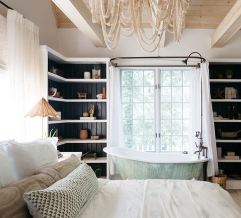 Leo Cottage is part of the prestigious 100 Collection.