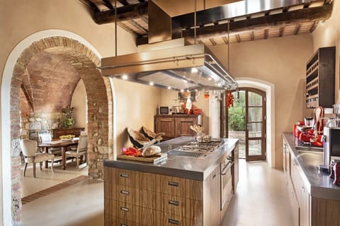 Microwave, stovetop, dishwasher