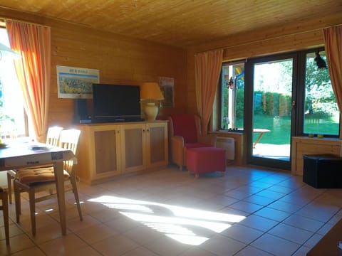 Property, Table, Building, Plant, Wood, Interior Design, Lighting, Window, Shade, Floor