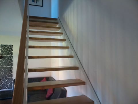 Stairs, Building, Wood, Flooring, Floor, Hardwood, Wood Stain, Handrail, Plywood