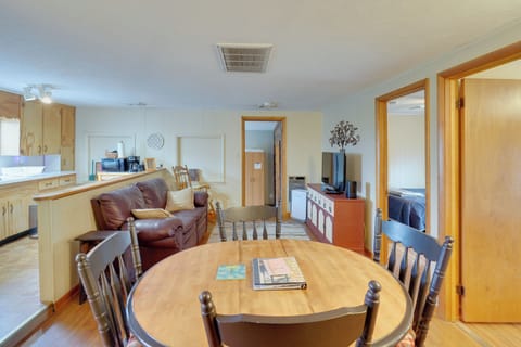Fairfield Vacation Rental | 3BR | 1BA | 1 Step Required | 858 Sq Ft