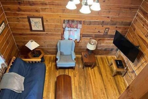 708c9d1d-097d-49dd-92f4-05e96bda5bf0