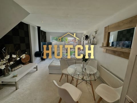 Book direct for 10% off at hutchlifestyleapartments.com