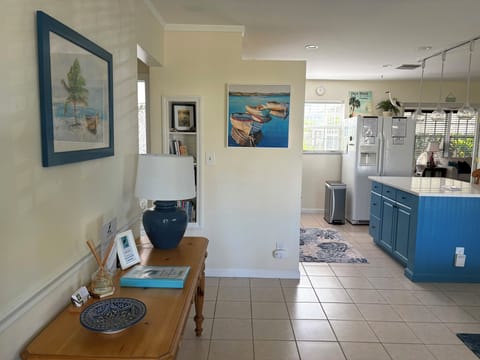 Spacious and inviting entryway