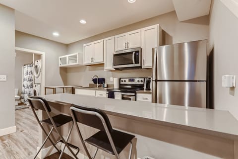 Kitchen with Breakfast Bar