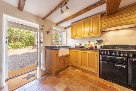 Welcome to Owl Cottage, Stiffkey