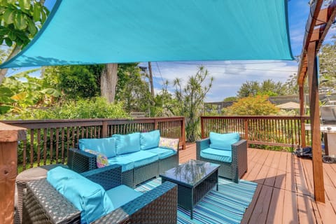 Sarasota Vacation Rental | 2BR | 2BA | 1,100 Sq Ft | 1 Step Required