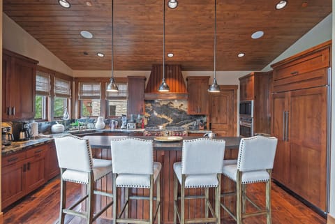 Elevated breakfast bar