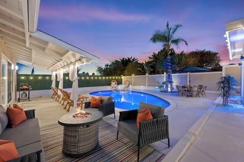 Boho chic meets tropical paradise
