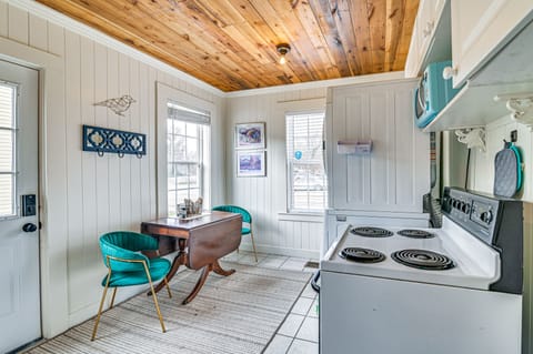 Kitchen | Main Level | Coffee Maker | Cooking Basics | Spices