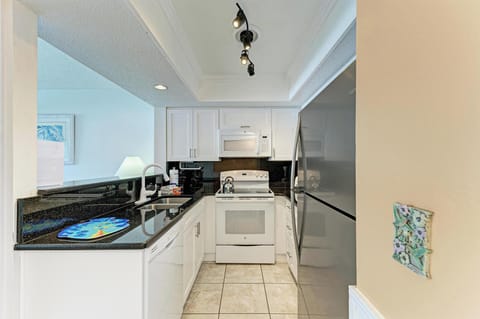 Coconuts 119 Kitchen