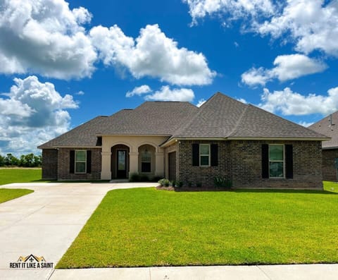 This beautifully maintained home is located in The Cove at Morganfield. Need extra space? Another home is available in the same neighborhood!
