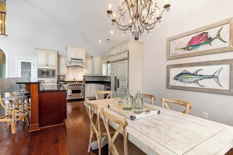 97d9901d 96c4 42bc 9fa4 06297b482a26