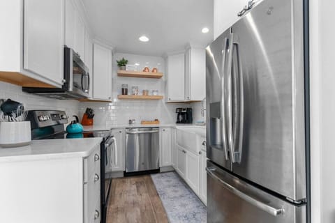 Plenty of counter space for meal prep!