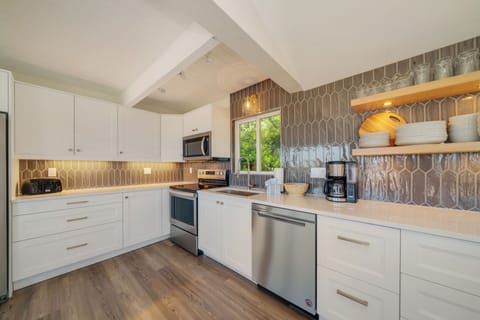 Newly remodeled kitchen with all new appliances