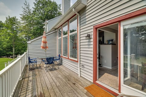 Deck | Outdoor Dining Area | Pet Friendly w/ Fee