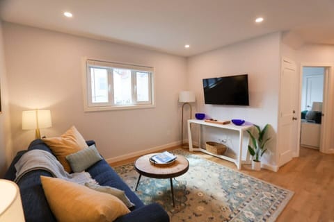 Living Room, Wall mounted TV