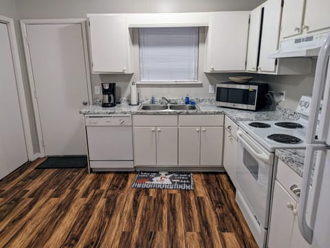 Coffee maker and dishwasher