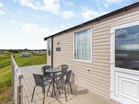 Sitting-out-area | The Bordeux, Dornoch