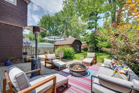 Ferndale Vacation Rental | 1,800 Sq Ft | 3BR | 1.5BA | Stairs Required