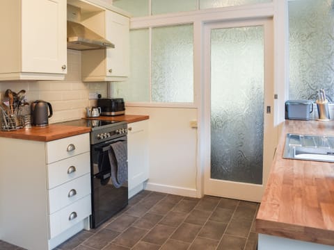 Kitchen | Gwynfa, Rhyl