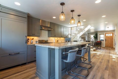 The chef in your group will love this beautiful kitchen with all the high end amenities to prepare a delicious meal with ease.