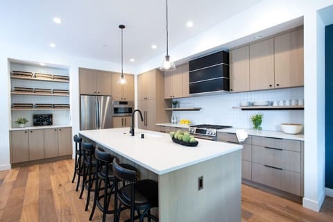 A Kitchen Perfect for Gathering