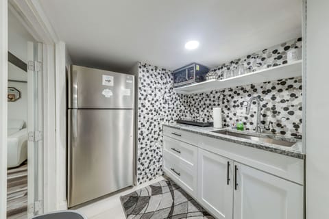 Kitchenette | Cooking Basics | Dishware & Flatware | 2-Burner Hot Plate