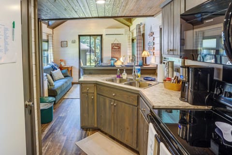 Kitchen | Coffee Maker | Blender | Crockpot | Toaster | Cooking Basics | Spices