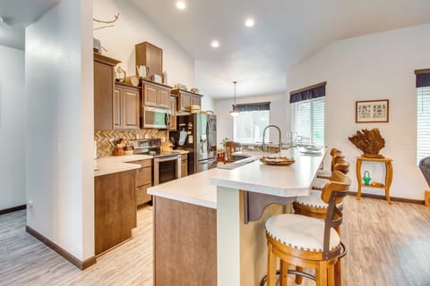 Kitchen | Cooking Basics | Dishware & Flatware