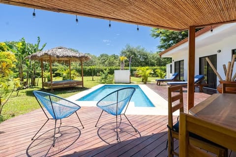 Exterior seating area