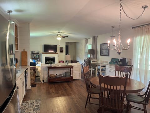 Spacious and open kitchen & living room