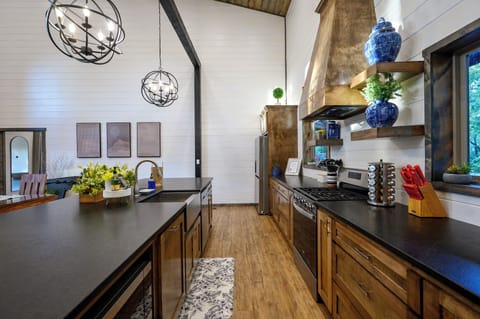 We provide all cooking utensils you will need to make your favorite meals! 