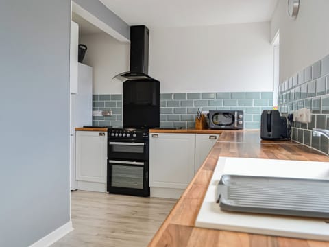 Kitchen | Anchor Cottage - Anchor Cottage and Driftwood Cottage, Portpatrick, near Stranraer